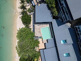 The Hideout Beachfront