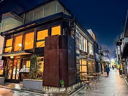 LIVE HEART House