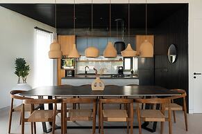 Makia Penthouse by Alfred in Bali