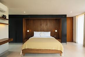 Makia Penthouse by Alfred in Bali