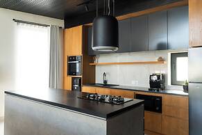 Makia Penthouse by Alfred in Bali