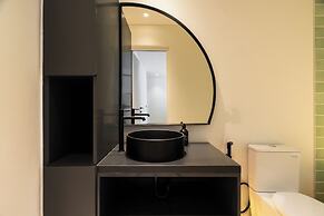 Makia Penthouse by Alfred in Bali