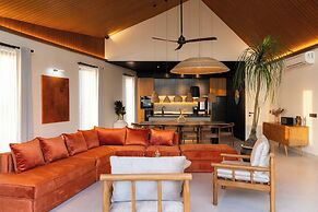 Makia Penthouse by Alfred in Bali