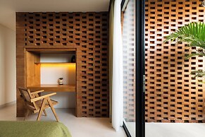 Makia Penthouse by Alfred in Bali