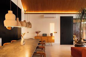 Makia Penthouse by Alfred in Bali