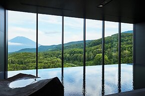 Chalet Ivy Weiss