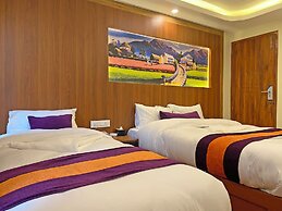 Hotel Himalayan BTS