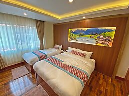 Hotel Himalayan BTS