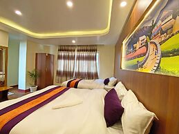 Hotel Himalayan BTS
