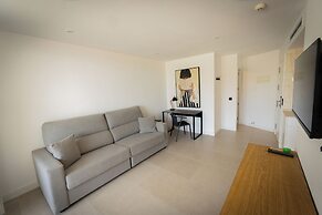 Vistasol Apartments