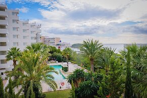 Vistasol Apartments