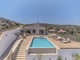 Luxury Villa Maximus - With Private Heated Pool