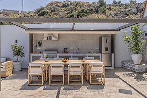Luxury Villa Maximus - With Private Heated Pool