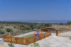 Luxury Villa Maximus - With Private Heated Pool