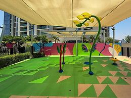 Keyrock Living - Oasis with Balcony View