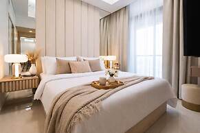 Keyrock Living - Oasis with Balcony View