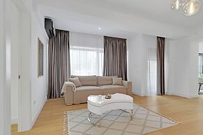 Victoriei Luxury