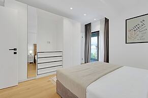 Victoriei Luxury