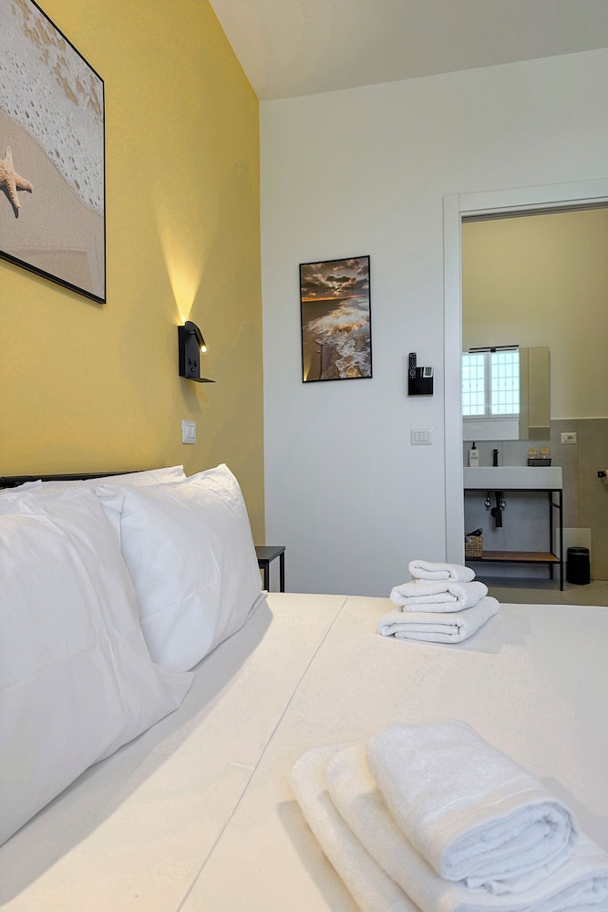 AMINA Guest House
