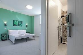 AMINA Guest House