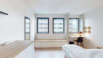 Room 1211 in a Premium Residence- Sport/laundry