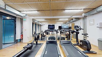 Room 1211 in a Premium Residence- Sport/laundry