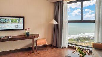 Mandala Oceanfront Driftwood Apartment