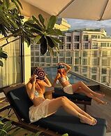 Mandala Oceanfront Driftwood Apartment