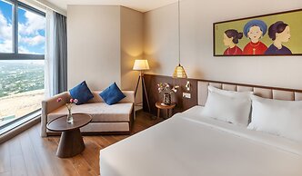 Mandala Oceanfront Driftwood Apartment