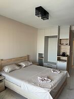 Seastar Apartments
