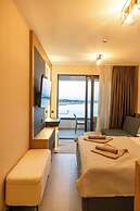 Seastar Apartments