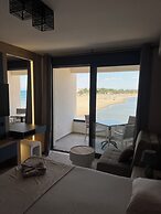 Seastar Apartments