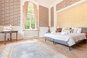 Villa Thor A Majestic 100-year-old Manor