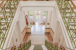 Villa Thor A Majestic 100-year-old Manor