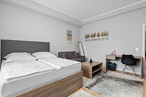 Domloge Lofts & Apartments