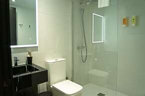 MEFOLINKEL SUITS HOTEL