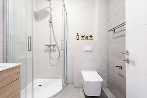 Uphome Suites
