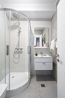 Uphome Suites