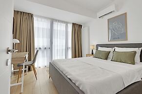 Uphome Suites