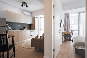 Uphome Suites