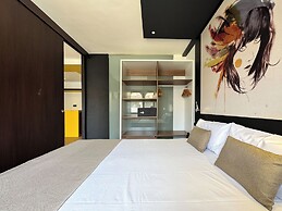 EMERALD SUN HOTEL