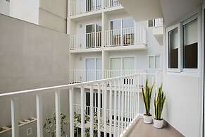 w Stylish 1BR Apartment w Pool in Barranco