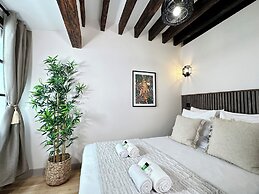 1595 Chapon
