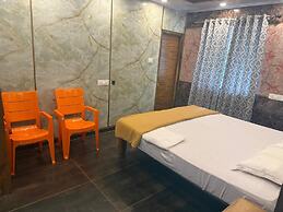 Aishwarya Homestay