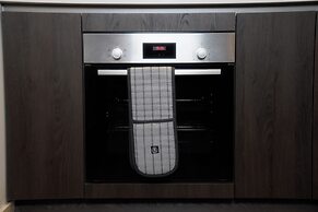 Halo Apartment