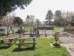 Woodlands Platinum
