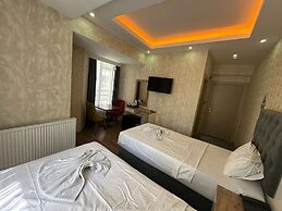 HOTEL PERA WHİTE