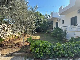 Apartments Meleqi