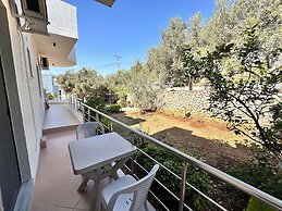 Apartments Meleqi