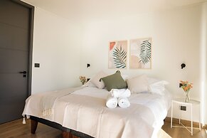 Asturias Apartments by Andes STR